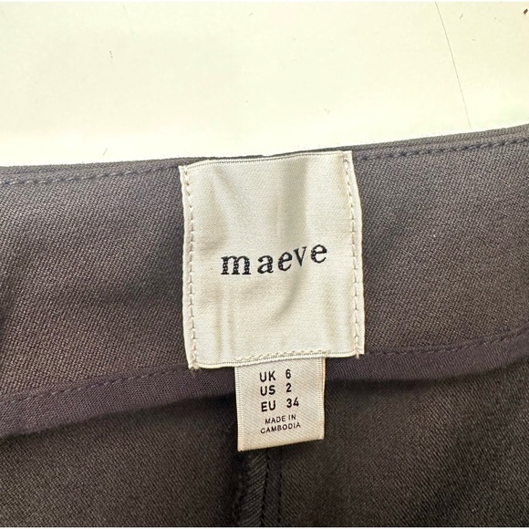 Maeve Embroidered Micro Shorts - Size 2 (US) - Picture 8 of 11